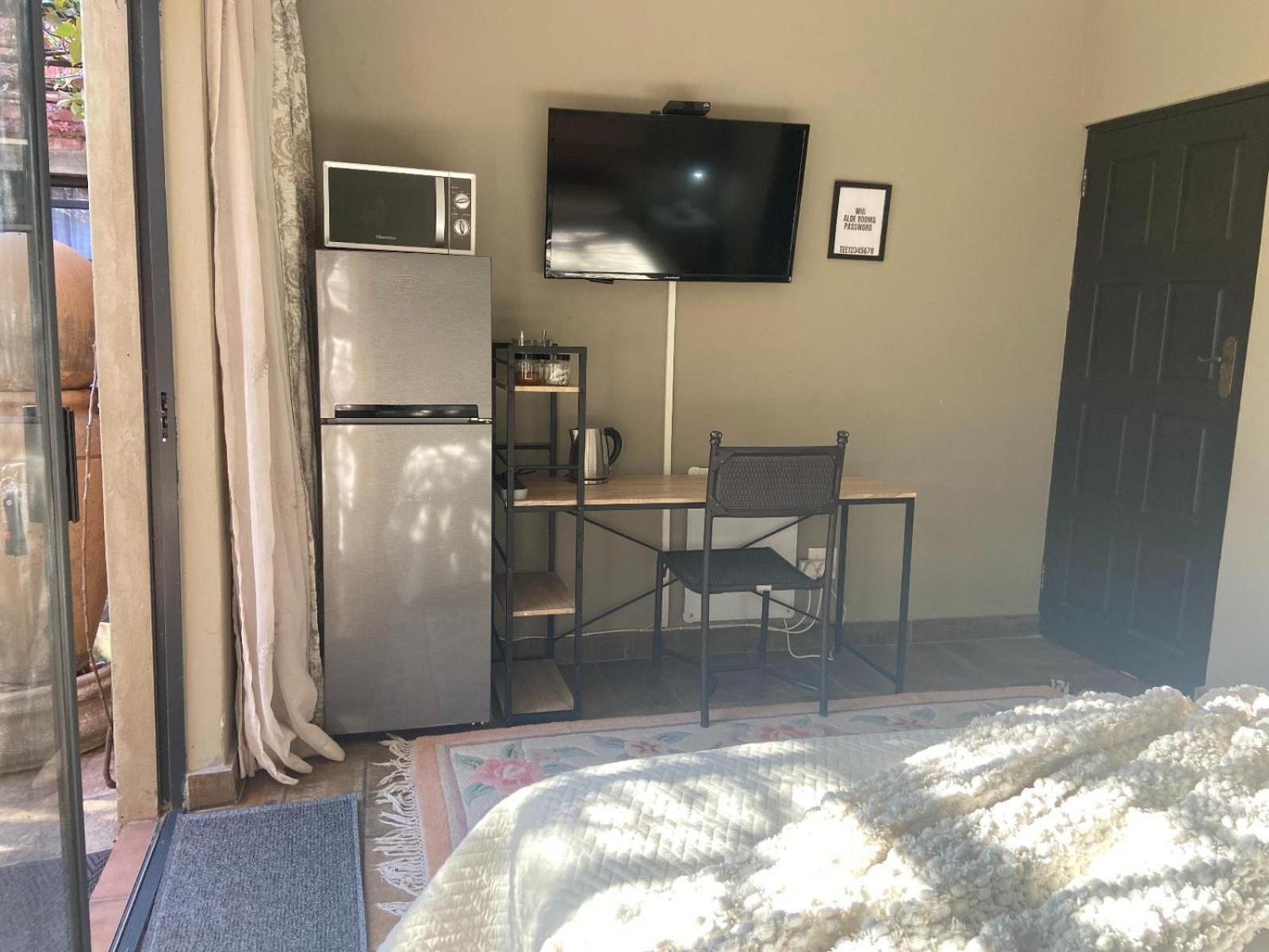 Aloe Guesthouse Klerksdorp Dış mekan fotoğraf