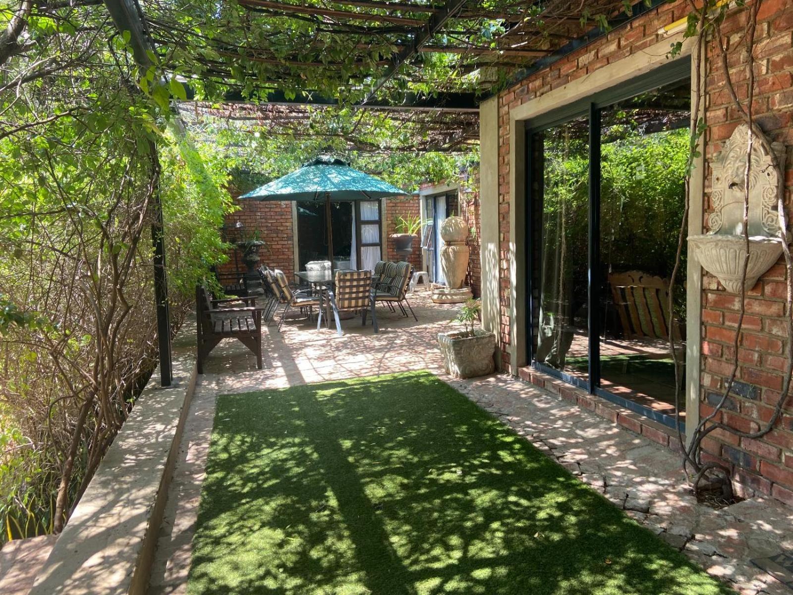 Aloe Guesthouse Klerksdorp Dış mekan fotoğraf