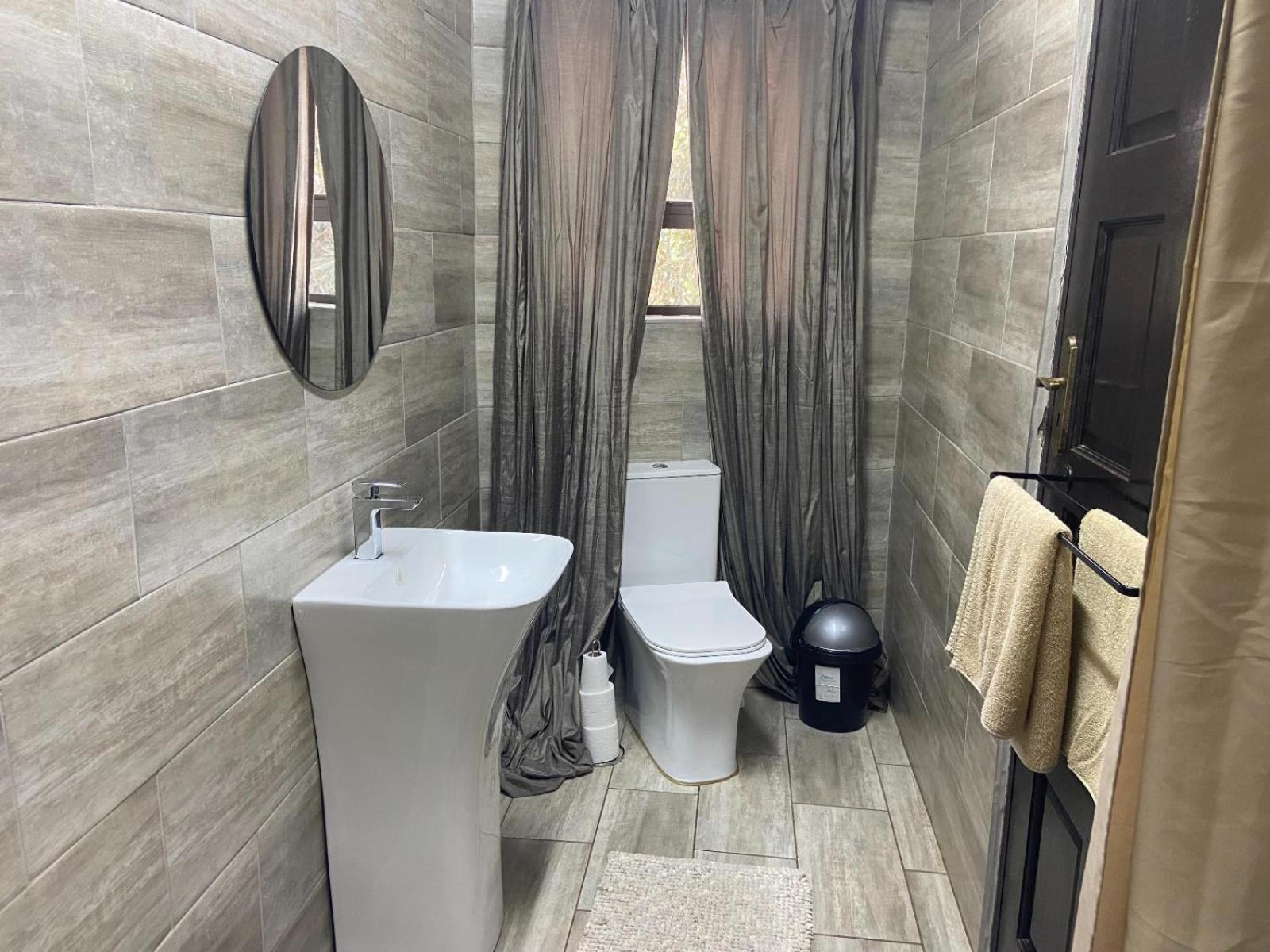 Aloe Guesthouse Klerksdorp Oda fotoğraf